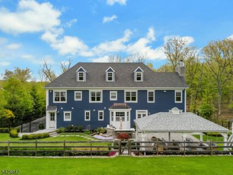 138 Oakwood Road Watchung NJ 07069