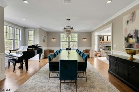 138 Oakwood Road Watchung NJ 07069