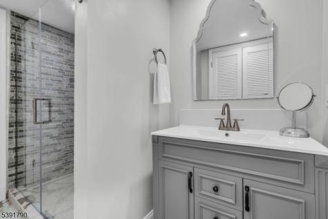 698 Foothill Road Bridgewater NJ 08807