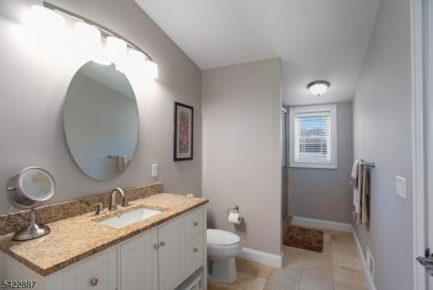 22 Andrew Street Green Brook NJ 08812