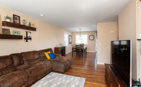 22 Andrew Street Green Brook NJ 08812