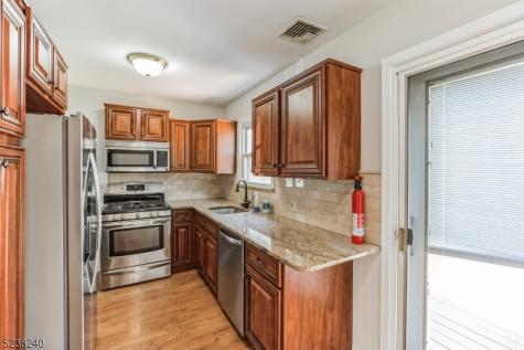 13 Wayne Boulevard Madison NJ 07940