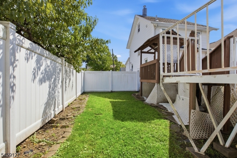 305 Stockton Avenue Roselle NJ 07203