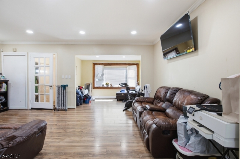 305 Stockton Avenue Roselle NJ 07203