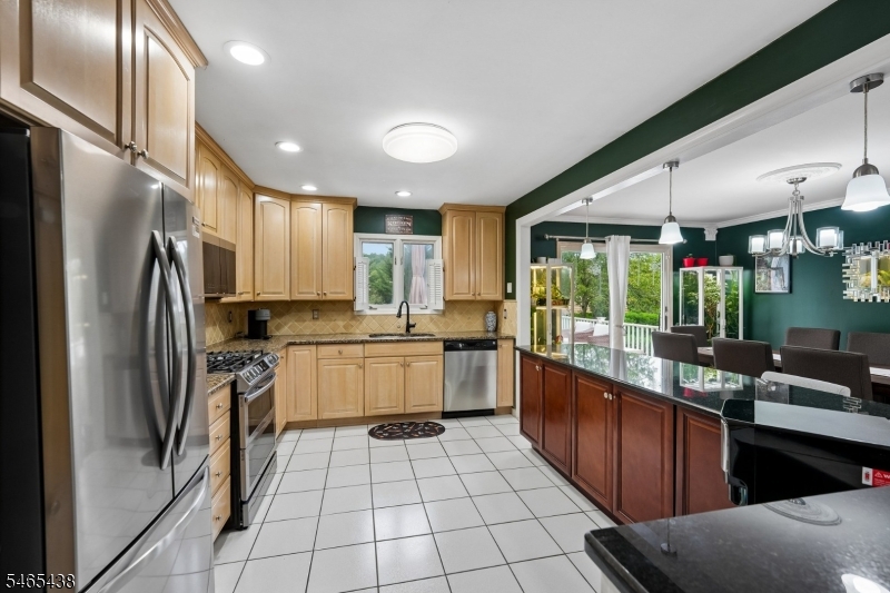 564 Mountain Avenue Springfield NJ 07081