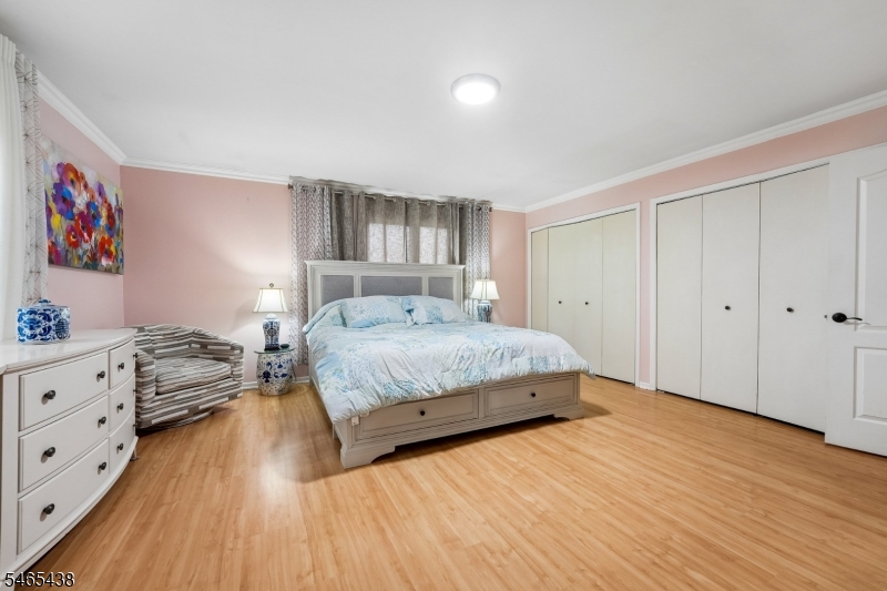 564 Mountain Avenue Springfield NJ 07081