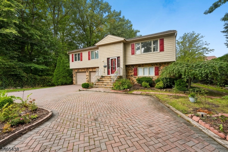 564 Mountain Avenue Springfield NJ 07081