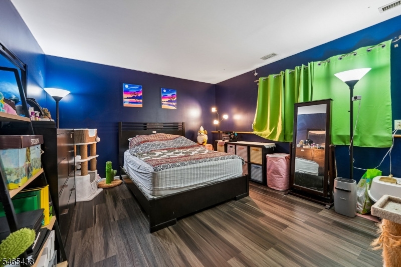 564 Mountain Avenue Springfield NJ 07081