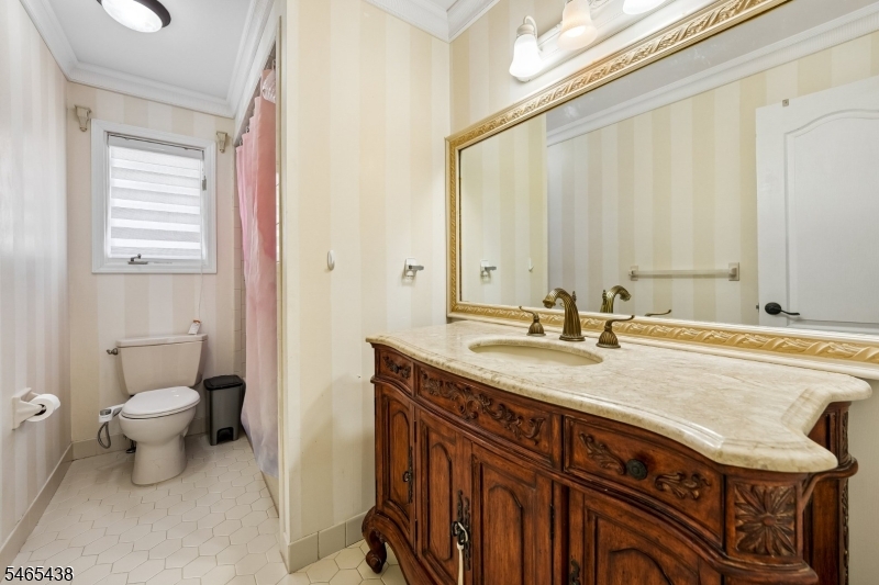 564 Mountain Avenue Springfield NJ 07081