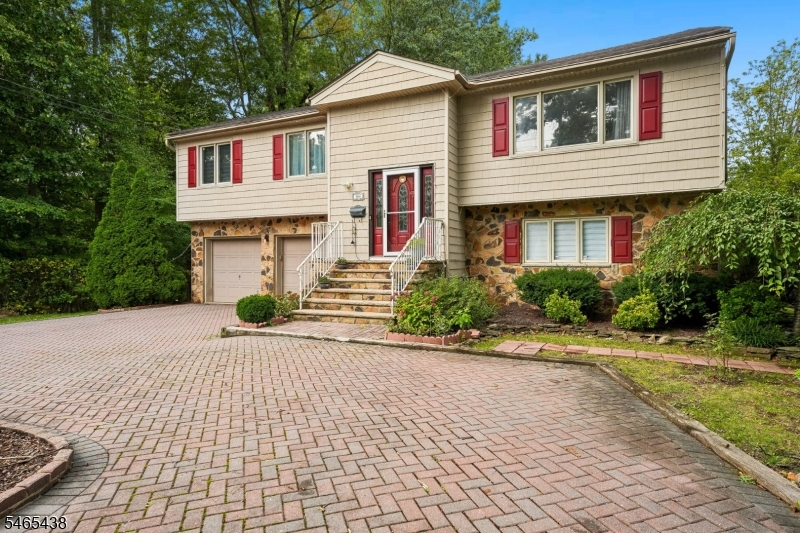 564 Mountain Avenue Springfield NJ 07081