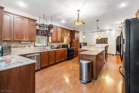 238 Park Avenue Teaneck NJ 07666
