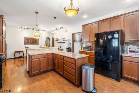 238 Park Avenue Teaneck NJ 07666