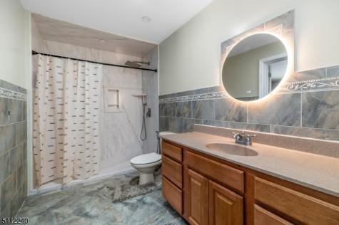 238 Park Avenue Teaneck NJ 07666