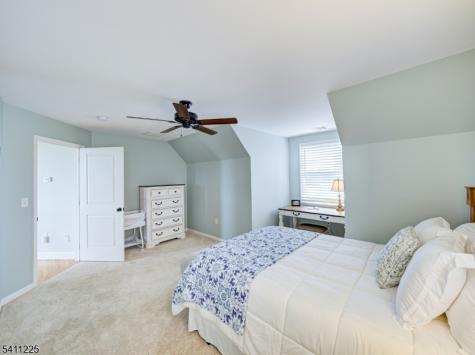 33 Kappus Road Alexandria NJ 08848