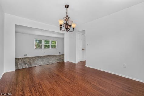 30 Wordsworth Lane Lopatcong NJ 08865