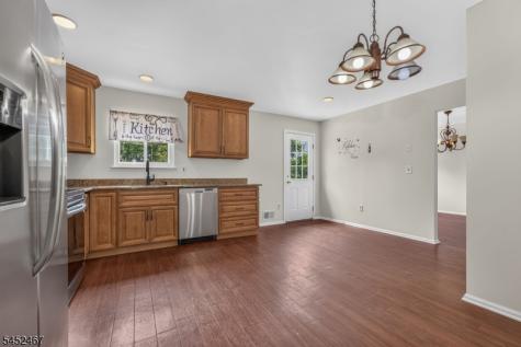 30 Wordsworth Lane Lopatcong NJ 08865