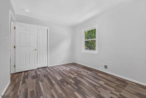30 Wordsworth Lane Lopatcong NJ 08865