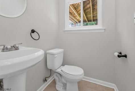 30 Wordsworth Lane Lopatcong NJ 08865