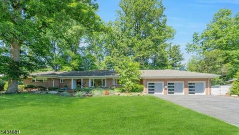 130 Pearl Brook Drive Clifton NJ 07013