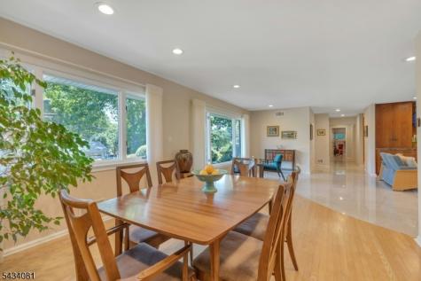 130 Pearl Brook Drive Clifton NJ 07013