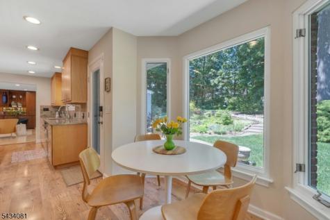 130 Pearl Brook Drive Clifton NJ 07013