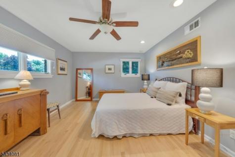 130 Pearl Brook Drive Clifton NJ 07013