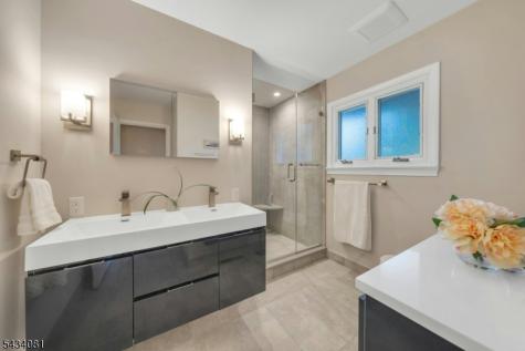 130 Pearl Brook Drive Clifton NJ 07013