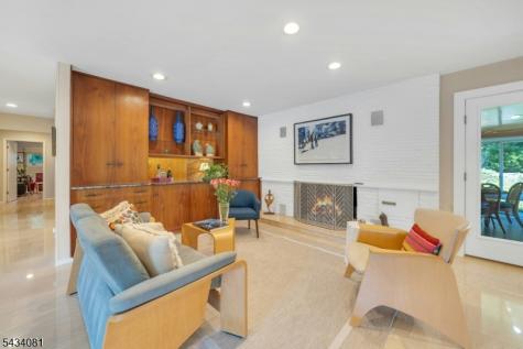 130 Pearl Brook Drive Clifton NJ 07013
