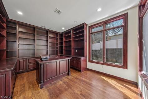 14 Oshaughnessy Lane Closter NJ 07624