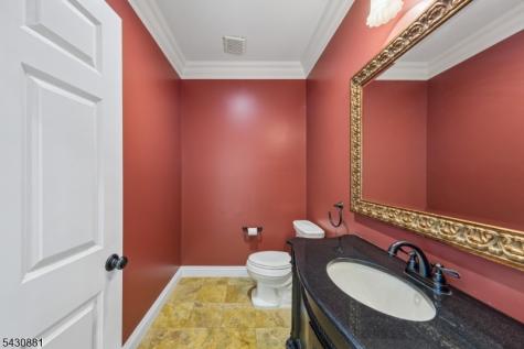 14 Oshaughnessy Lane Closter NJ 07624
