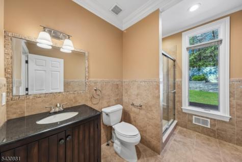 14 Oshaughnessy Lane Closter NJ 07624
