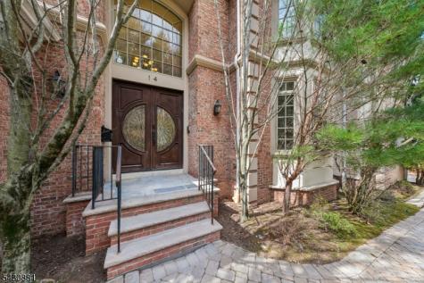 14 Oshaughnessy Lane Closter NJ 07624