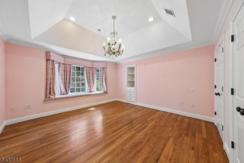 14 Oshaughnessy Lane Closter NJ 07624