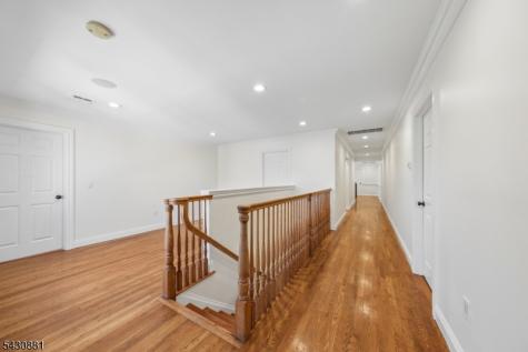 14 Oshaughnessy Lane Closter NJ 07624