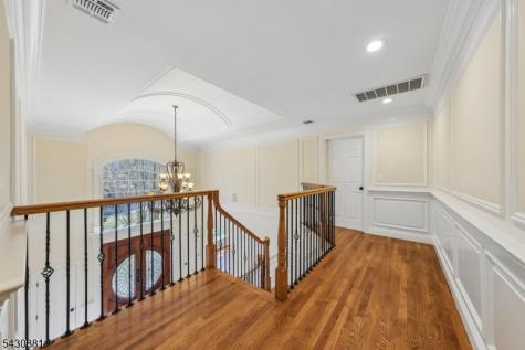 14 Oshaughnessy Lane Closter NJ 07624