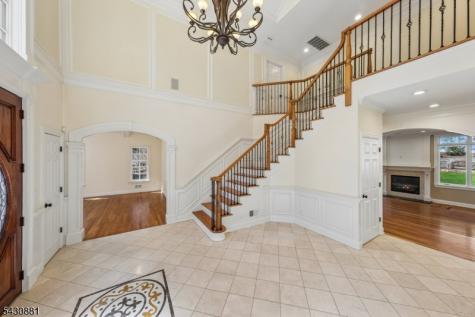 14 Oshaughnessy Lane Closter NJ 07624