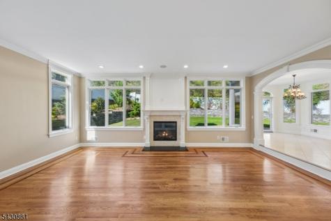 14 Oshaughnessy Lane Closter NJ 07624