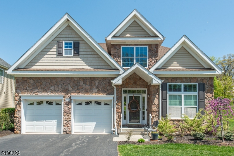 2 Harrison Way Mount Arlington NJ 07856