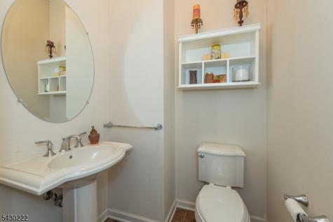 2 Harrison Way Mount Arlington NJ 07856