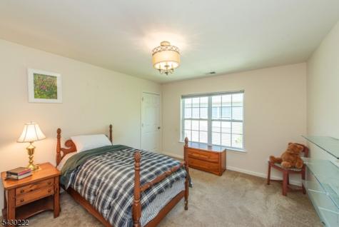 2 Harrison Way Mount Arlington NJ 07856