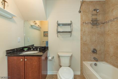 2 Harrison Way Mount Arlington NJ 07856