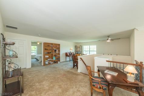 2 Harrison Way Mount Arlington NJ 07856