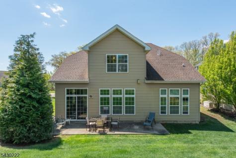 2 Harrison Way Mount Arlington NJ 07856