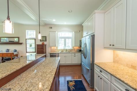 2 Harrison Way Mount Arlington NJ 07856