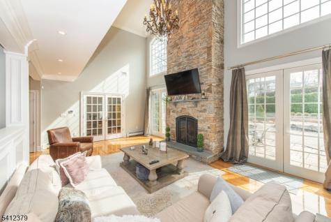 12 Maple Drive North Caldwell NJ 07006