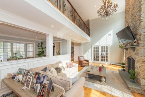 12 Maple Drive North Caldwell NJ 07006