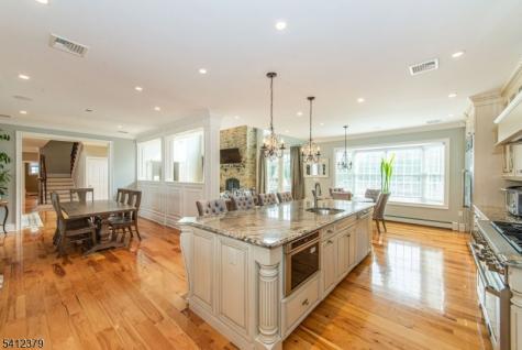 12 Maple Drive North Caldwell NJ 07006