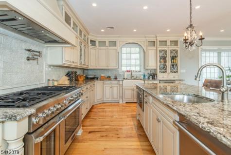 12 Maple Drive North Caldwell NJ 07006