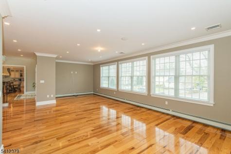 12 Maple Drive North Caldwell NJ 07006