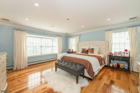 12 Maple Drive North Caldwell NJ 07006